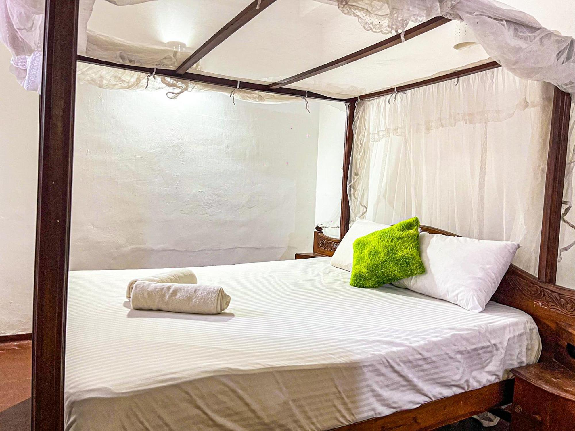 Galle Camellia Exterior photo